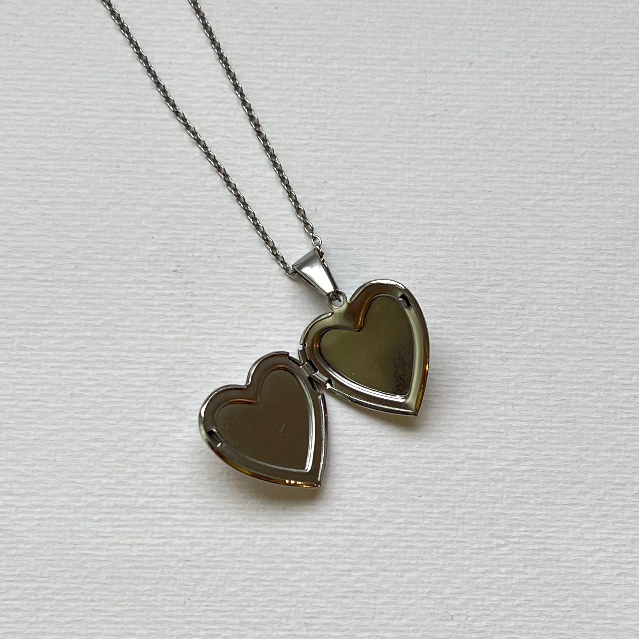 Collar Relicario Heart Silver Madre Perla