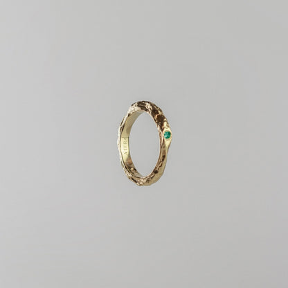 Anillo Raw Esmeralda Gold